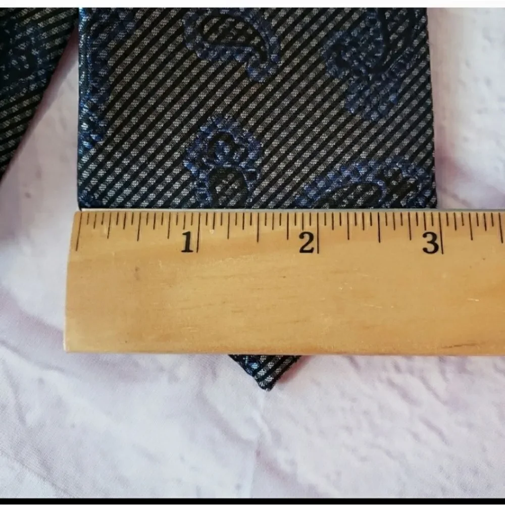 ANDREW FEZZA Checkered & Paisley Silk Neck Tie